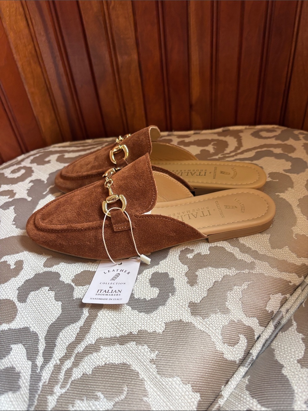 Italian Shoemakers Women's Tan Suede Horsebit Mules 6.5 M - Picture 4 of 5